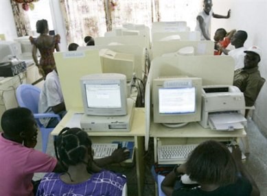 Feast of Internet in Ivory Coast. Image Courtesy of Israël Yoroba