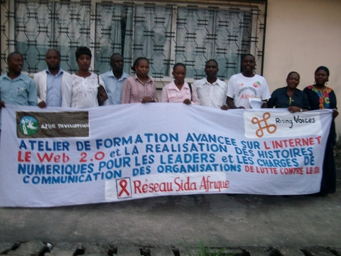 Taller de formación para encargados de comunicación y líderes de organizaciones locales de lucha contra el VIH/SIDA. 