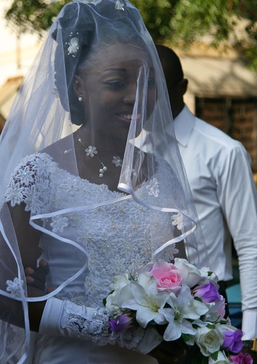 Ivorian Wedding. Image by Elia Varela Sera