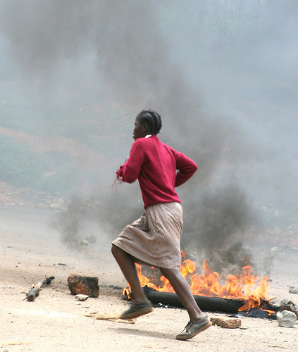 Violence in Kenya. Image by Flickr user ActionPixs (Maruko). CC BY-NC-SA 