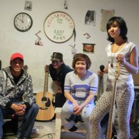 Kelly Fraser and her band The Easy Four. See our article "An Unashamed Inuk"