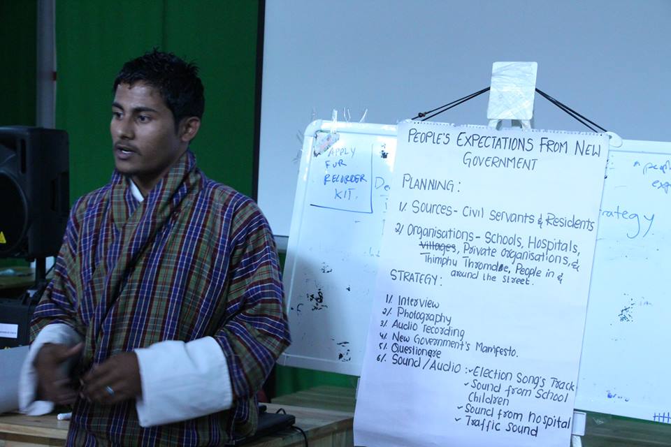 Brainstorming ideas: Bagawath shares his idea about "the peoples' expectations from the new government"